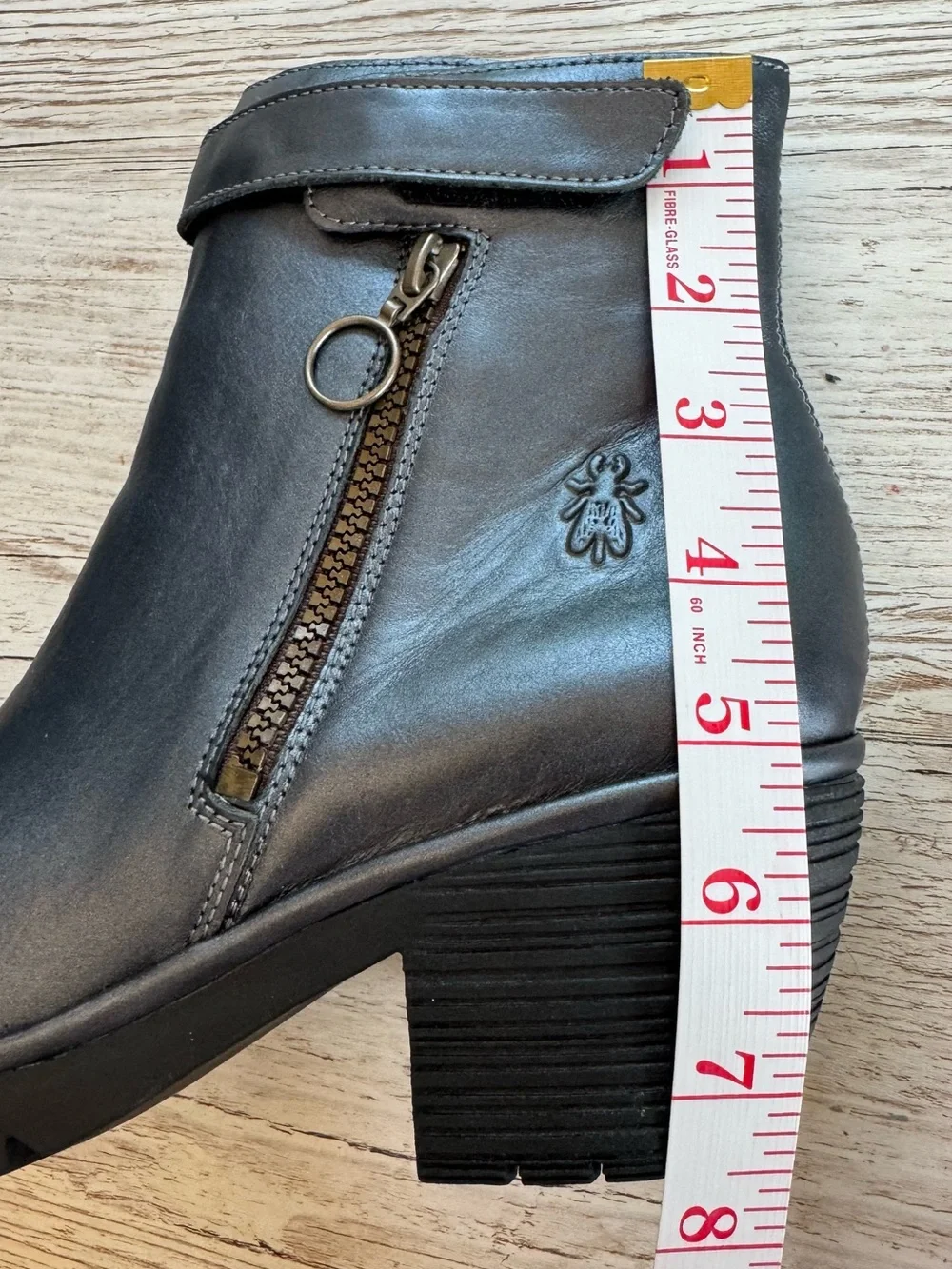 Fly London Women's Metallic Grey Leather Ankle Low Heel Booties 40 / US 9-9.5